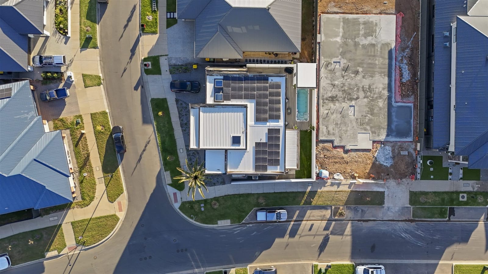 2 Allan Place Riverlea Park — aerial view