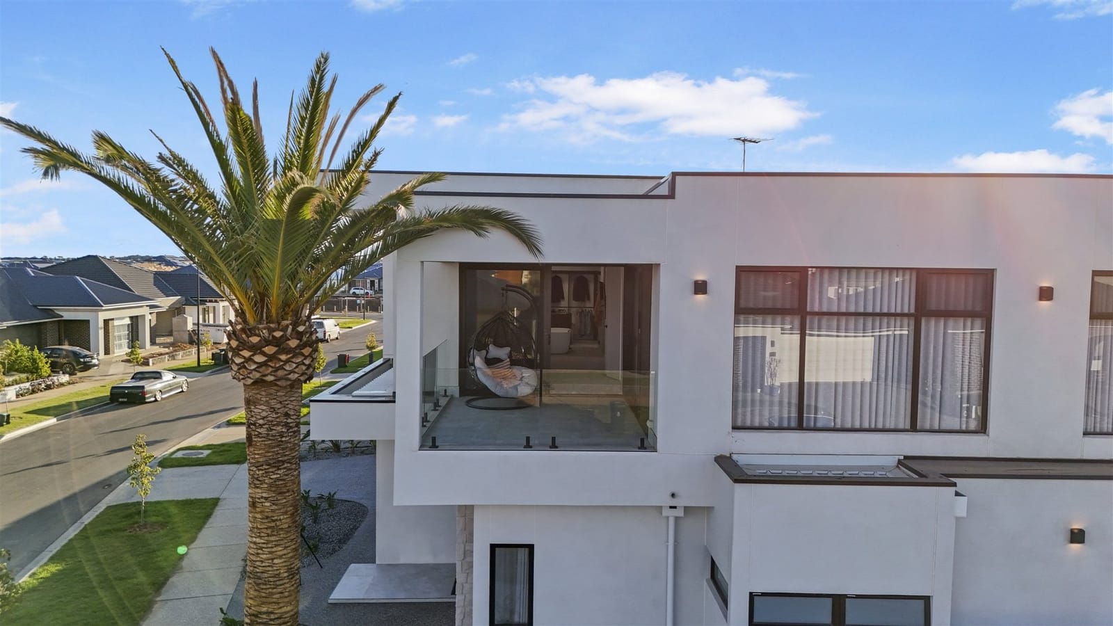 2 Allan Place Riverlea Park — aerial view