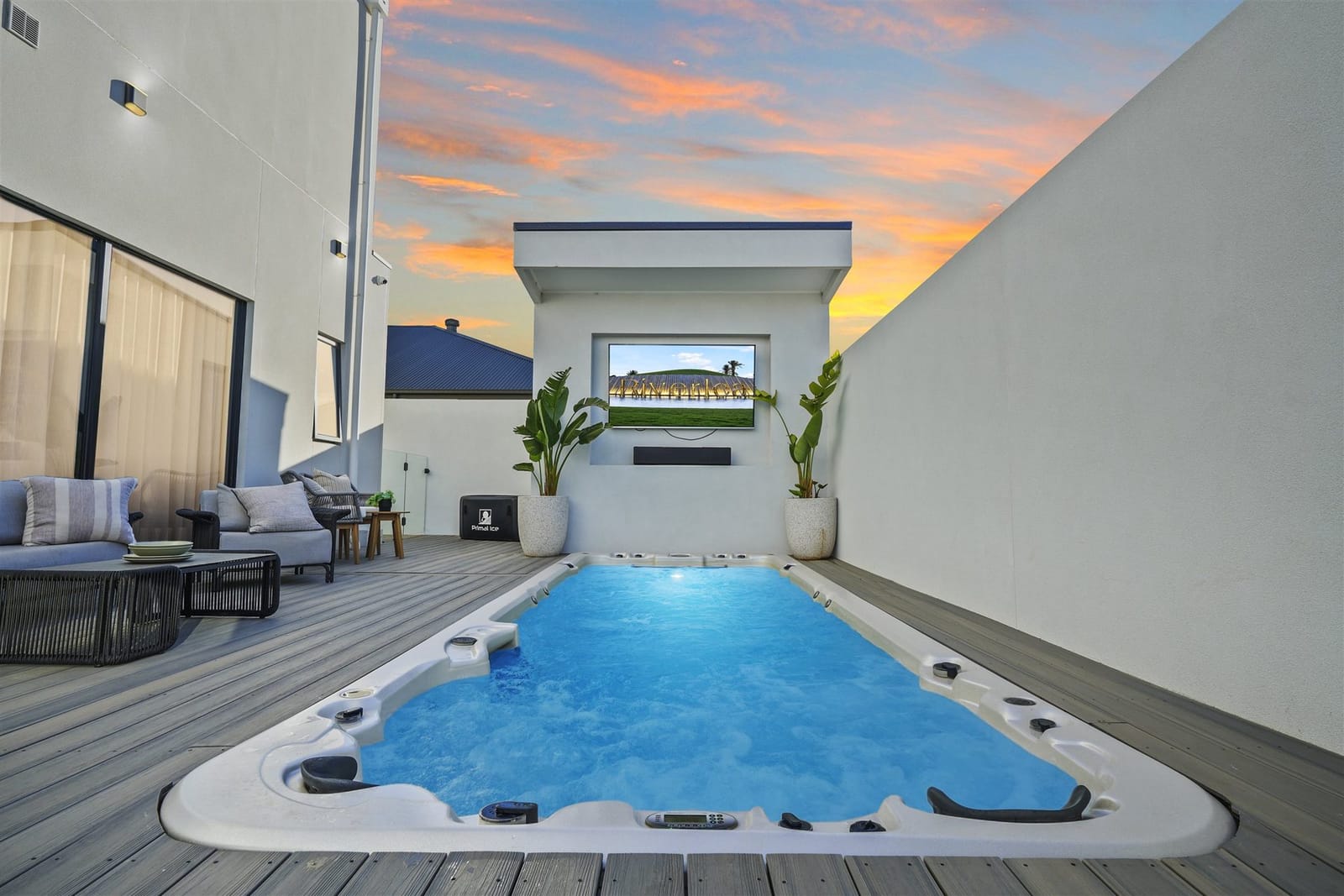 2 Allan Place Riverlea Park — dusk photography