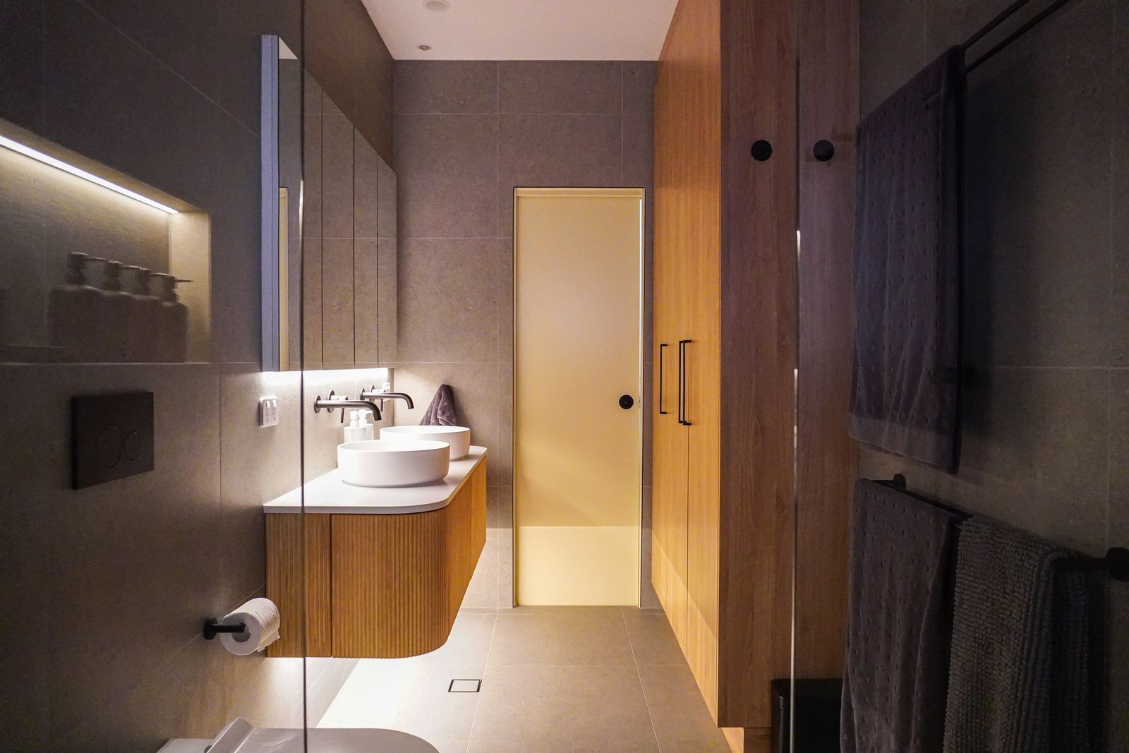 Kingswood Bathroom Renovation | ASP Build & Co